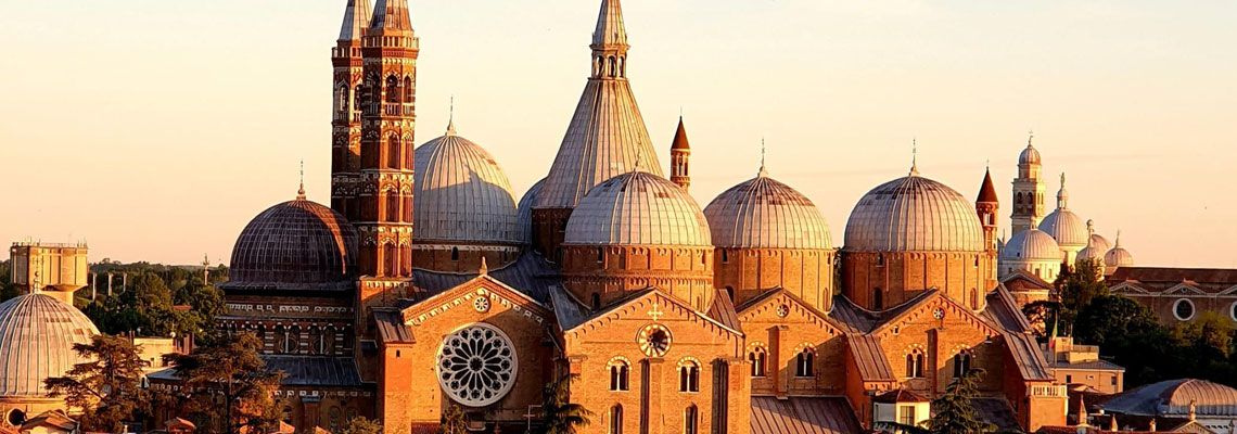 Basilica Di Sant'Antonio Di Padova